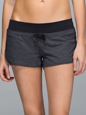 Lululemon Bhakti Yoga Short Hot Yoga